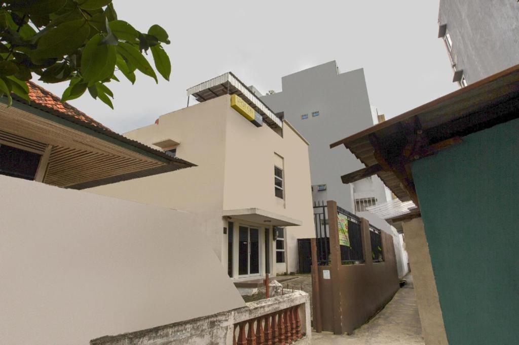 Reddoorz Syariah Near Transmart Mall Palembang Buitenkant foto