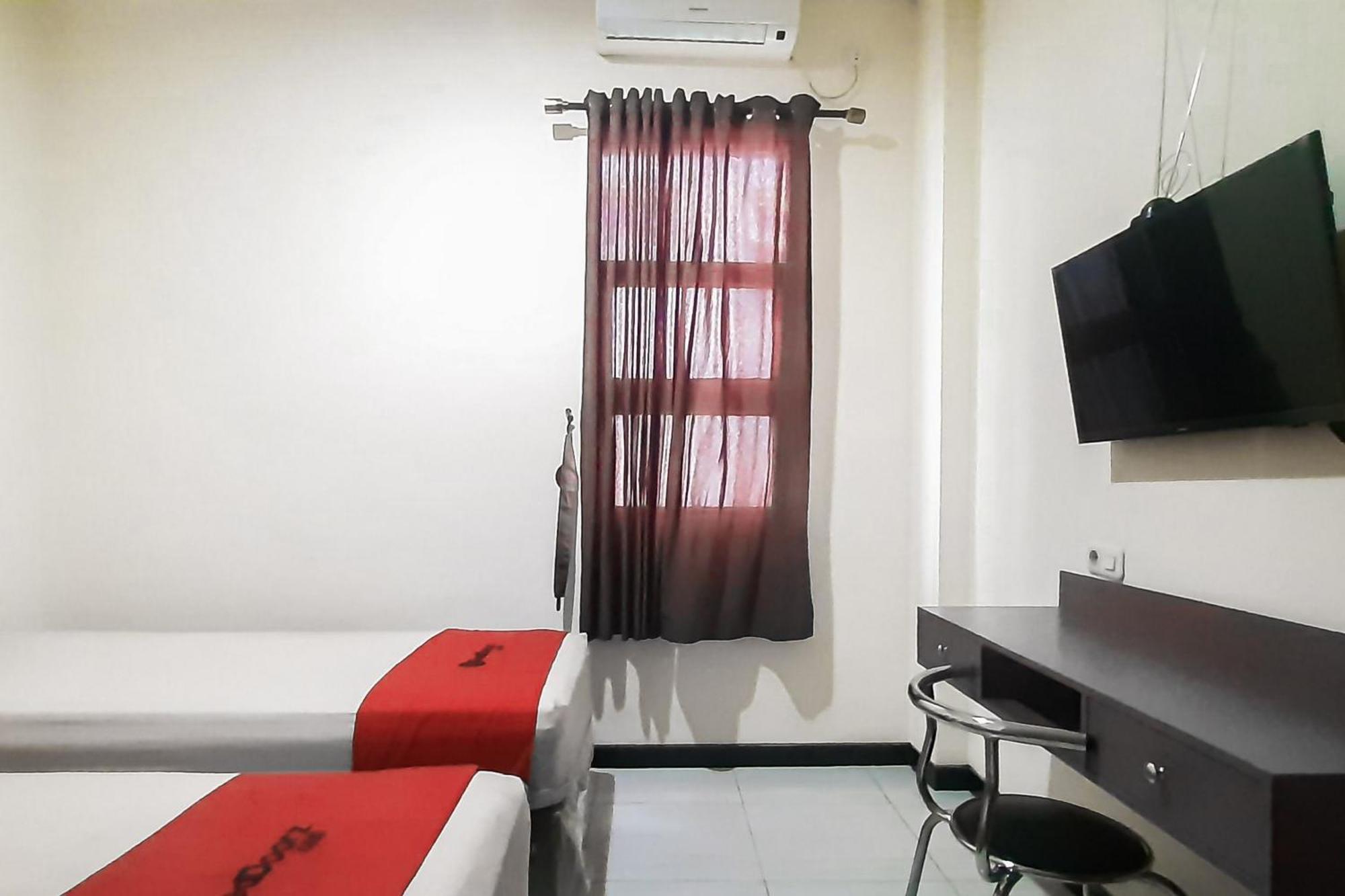Reddoorz Syariah Near Transmart Mall Palembang Buitenkant foto