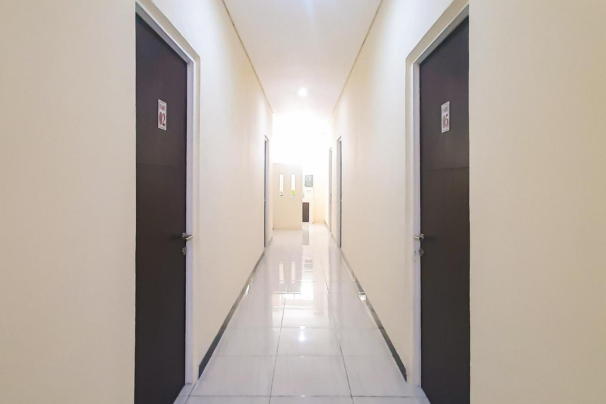 Reddoorz Syariah Near Transmart Mall Palembang Buitenkant foto